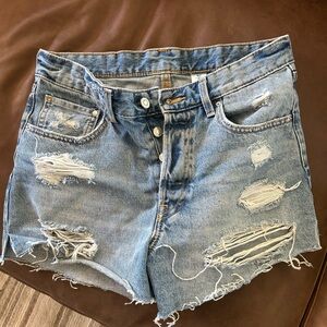 H&M ladies size 6 high waisted distressed shorts